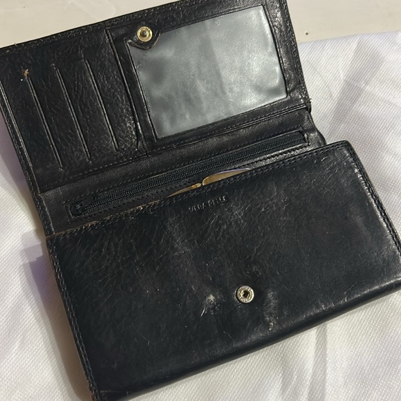 B. Cavalli Wallet - Picture 2 of 6